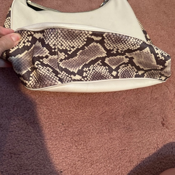 COACH PURSE SHOULDER BAG CREAM SNAKE PRINT - Picture 3 of 6